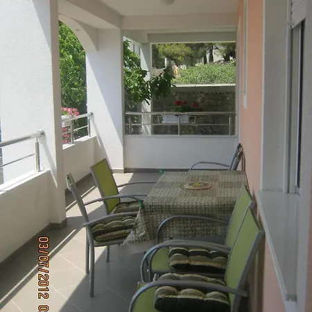 Apartment With A Parking Space Tisno, Murter - 11313