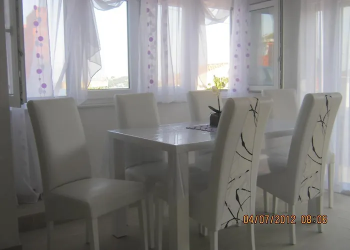 Apartmán With A Parking Space Tisno, Murter - 11313 Tisno