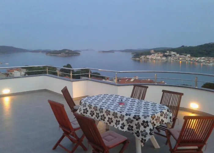 With A Parking Space Tisno, Murter - 11313 * Tisno